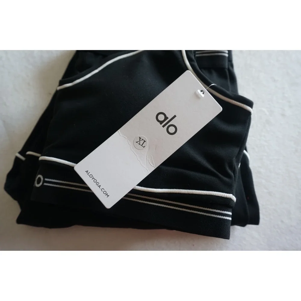 Alo Yoga Womens 2 Piece Set Sports Bra and Leggings Black White Piping XL